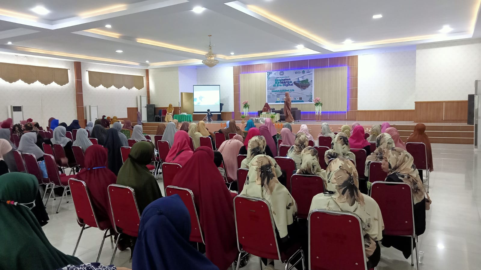 Gema Majelis Taklim Muslimah Wahdah Bantaeng : Menjadi Keluarga yang Tangguh di Era Digital