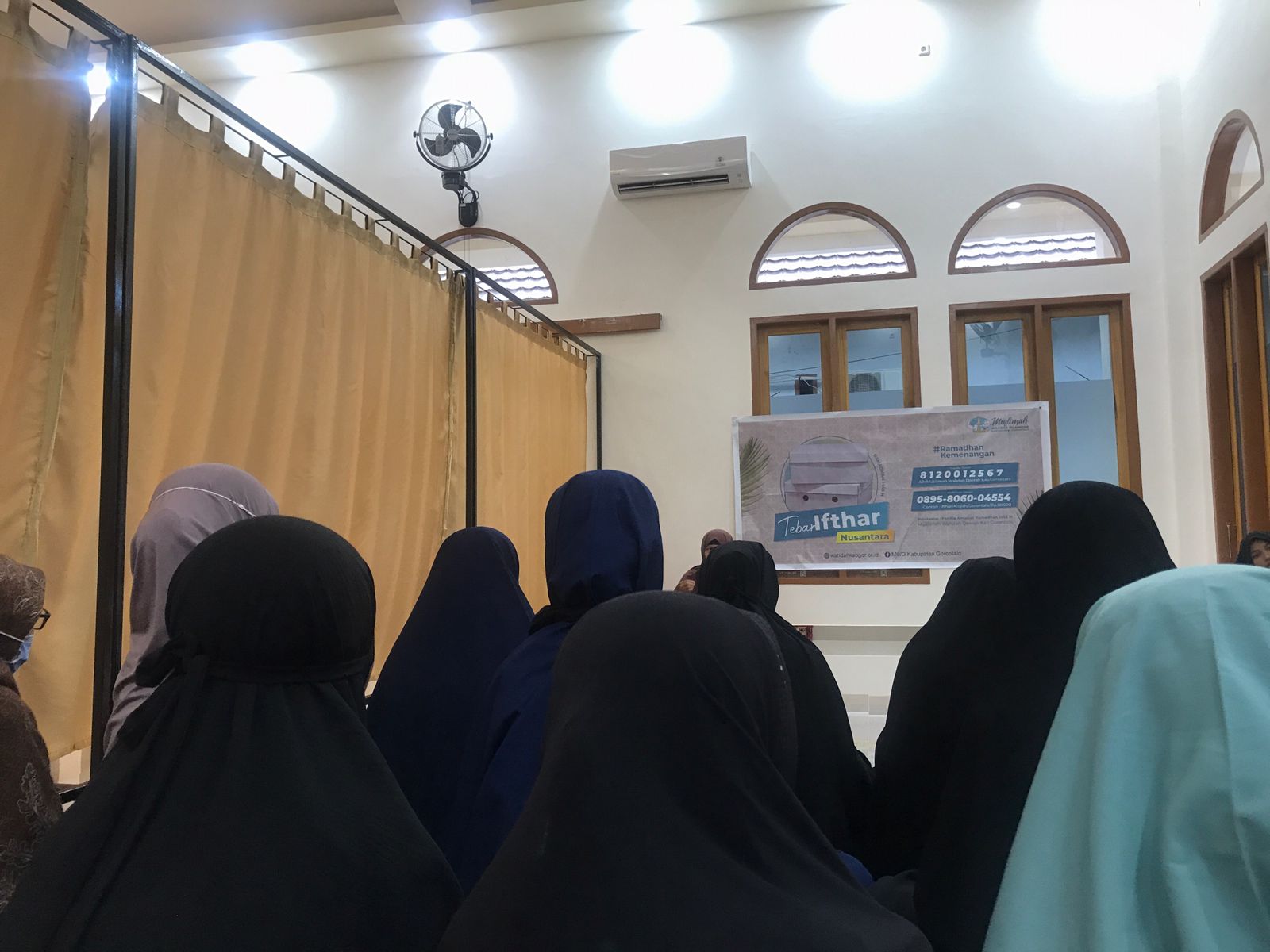 Tebar Ifthar Bersama Penghafal Quran di Masjid Baru