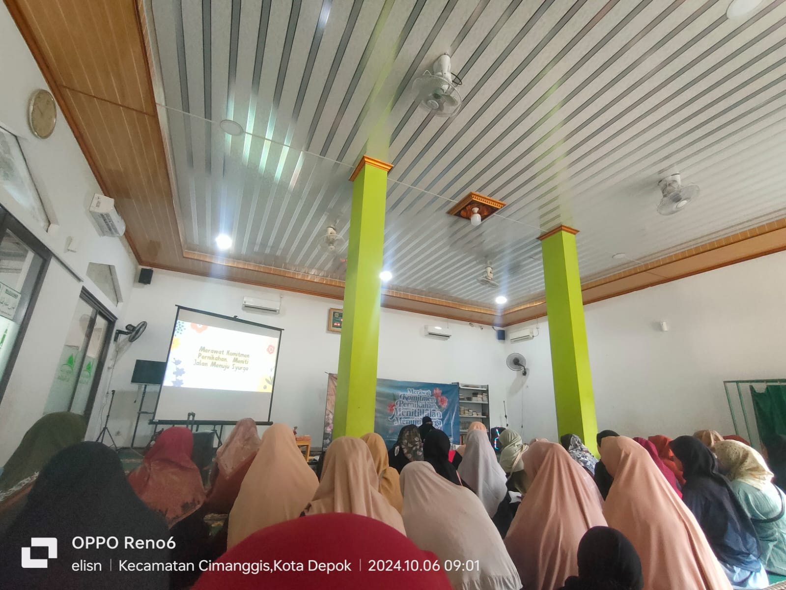 Gema Majelis Taklim Muslimah Wahdah Depok Disambut Semangat Ibu-Ibu Cimanggis