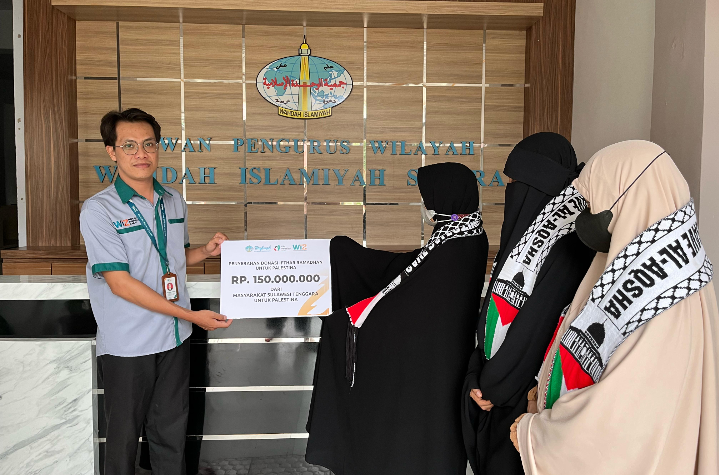 Solidaritas untuk Palestina : Muslimah Wahdah Sultra Salurkan 150 Juta kepada Wahdah Inspirasi Zakat