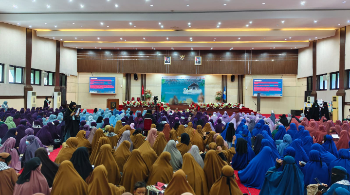 Wujudkan Makassar Eksis, Muslimah Wahdah Jalin Silaturahmi dengan Pengurus Wahdah se-Kota Makassar
