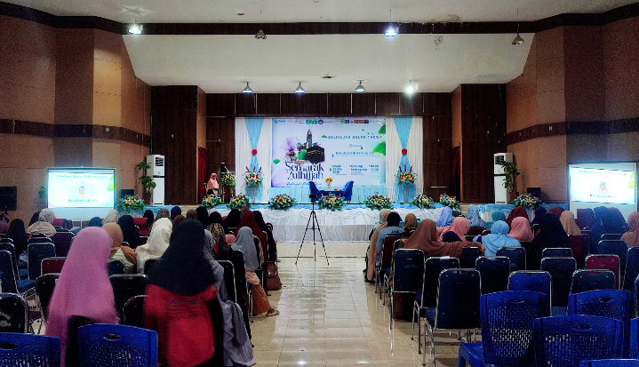 Momen Zulhijjah, Muslimah Wahdah Morowali Teguhkan Komitmen Membentuk Masyarakat Qur’ani