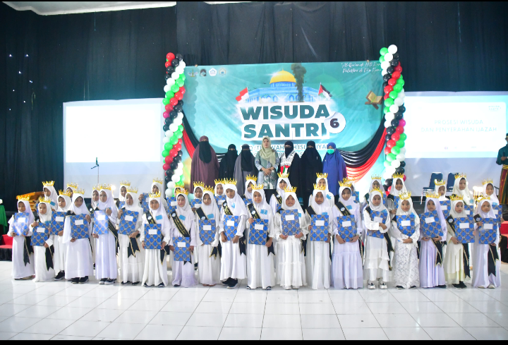 DPD Wahdah Islamiyah Sinjai Gelar Wisuda Santri Jilid 6, 86 Anak TKQ/TPQ Diwisuda