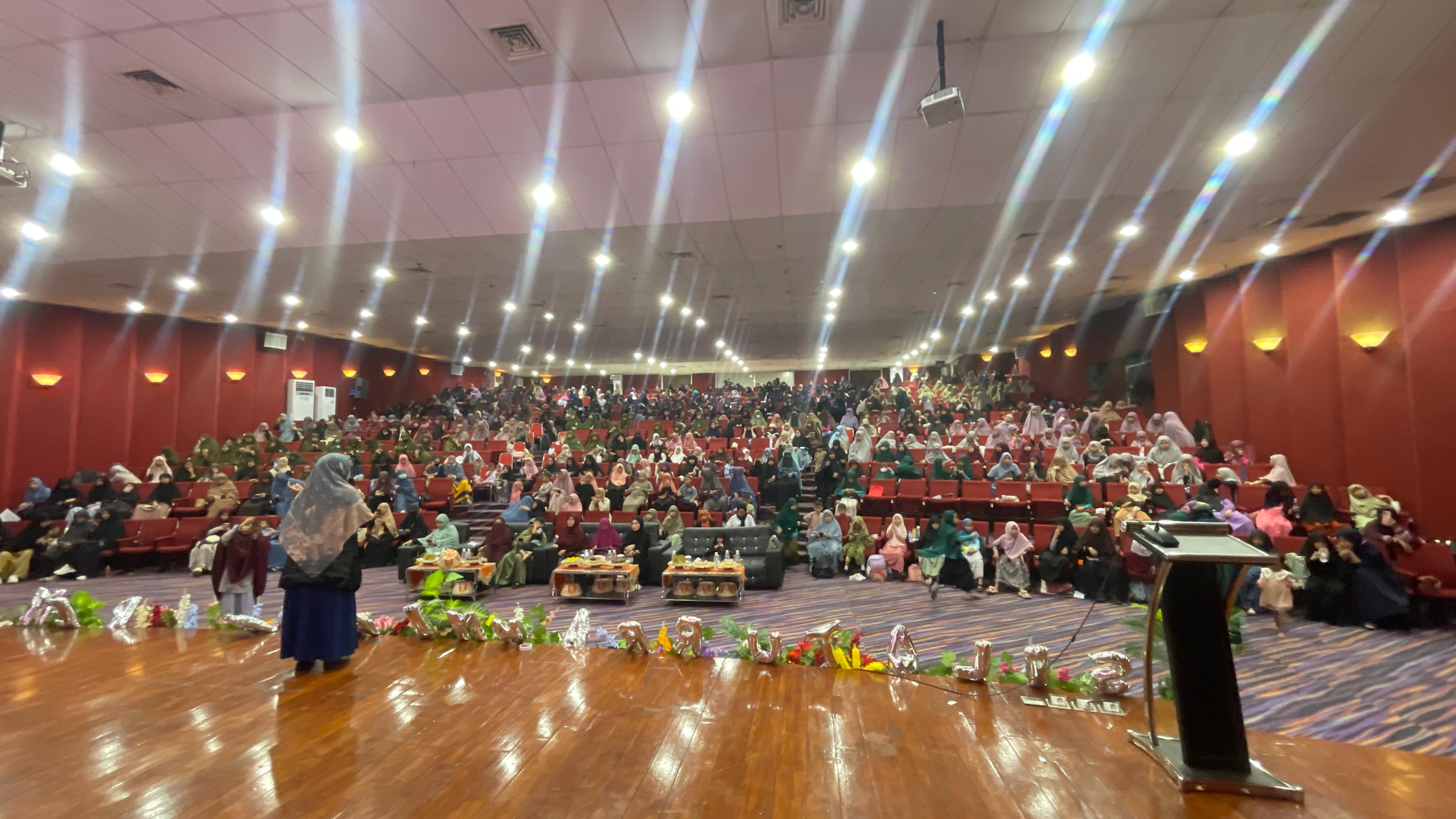 Peduli Anak dan Remaja, Muslimah Wahdah Sulsel Helat Silaturahmi