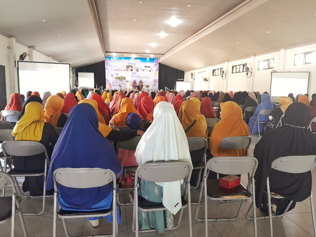 Muslimah Wahdah Tolitoli Gelar Gema Majelis Taklim: Meniti Jalan Hidayah, Raih Keberkahan Hidup