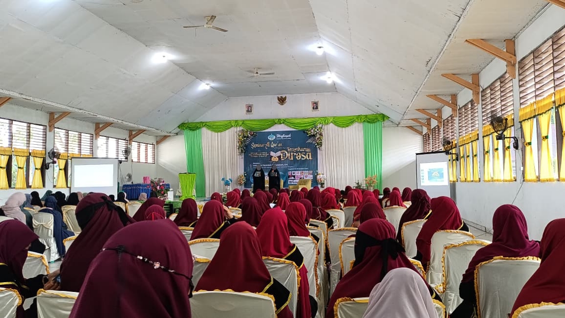 Seminar dan Tasyakuran Dirosa Poso, Kemuliaan dan Ketenangan Hidup Bersama Al-Qur’an