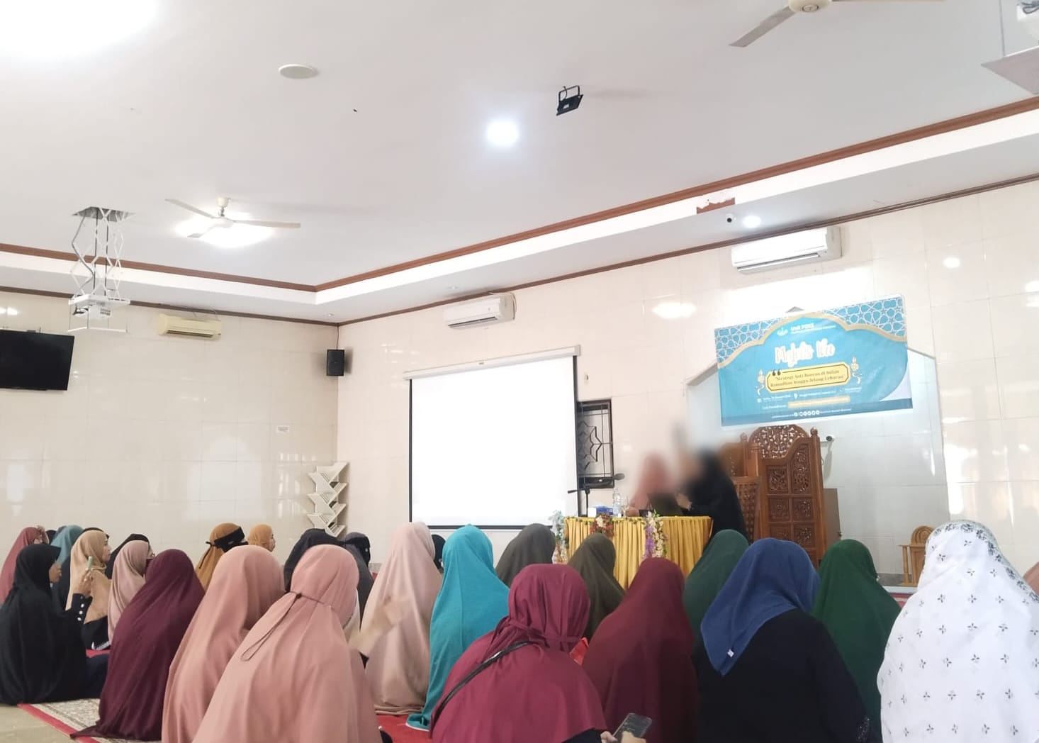 Perkuat Ketahanan Ekonomi Keluarga, Muslimah Wahdah Makassar Gelar Majelis Ibu "Strategi Anti Boncos" Jelang Ramadhan