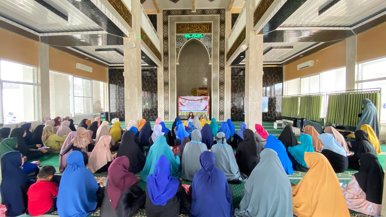 Perkuat Spirit Sambut Ramadhan, Muslimah Wahdah Islamiyah Cabang Wua-Wua Gelar DRM
