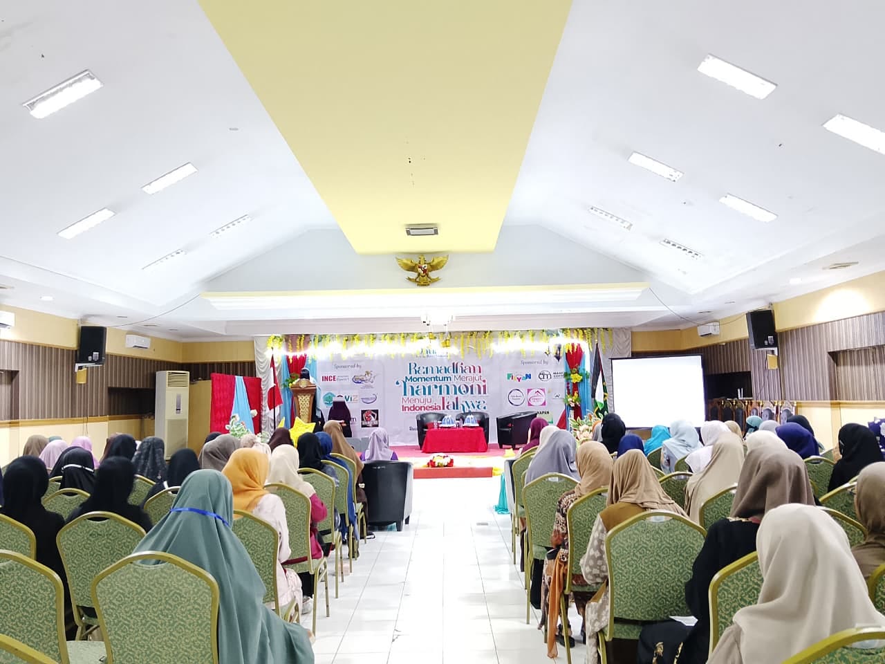 Serentak, Daurah Ramadhan Muslimah Wahdah Majene Hadirkan Dakwah Penuh Makna