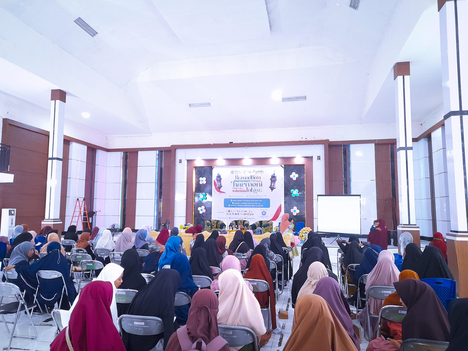 Daurah Ramadhan Muslimah: Wujud Pembinaan Ruhiyah dan Intelektual di Bulan Suci Ramadhan