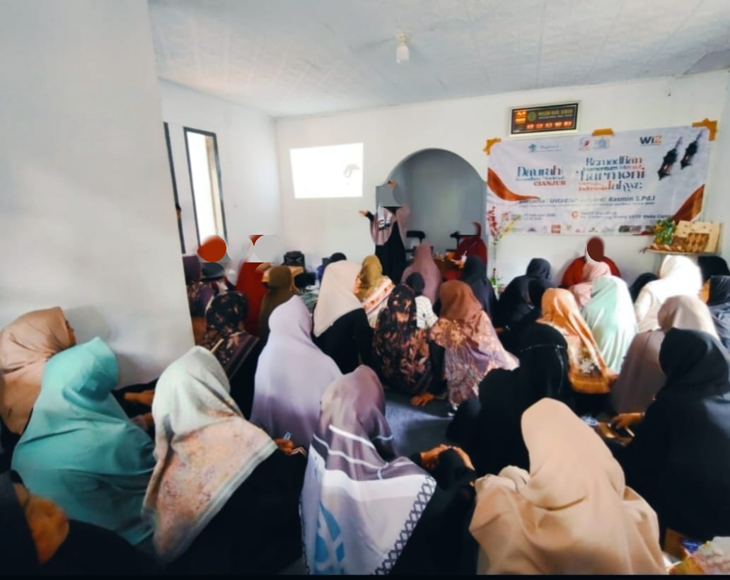Antusiasme warga Cimenteng Meriahkan Daurah Ramadhan Muslimah Cianjur