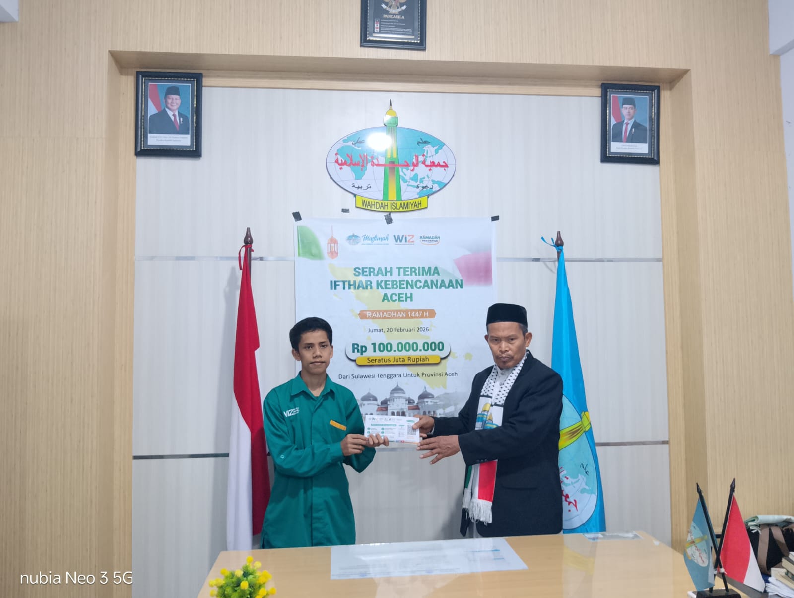 Wujud Solidaritas Kebangsaan, Muslimah Wahdah Sultra Salurkan Bantuan Mushola dan Ifthar untuk Korban Banjir Aceh