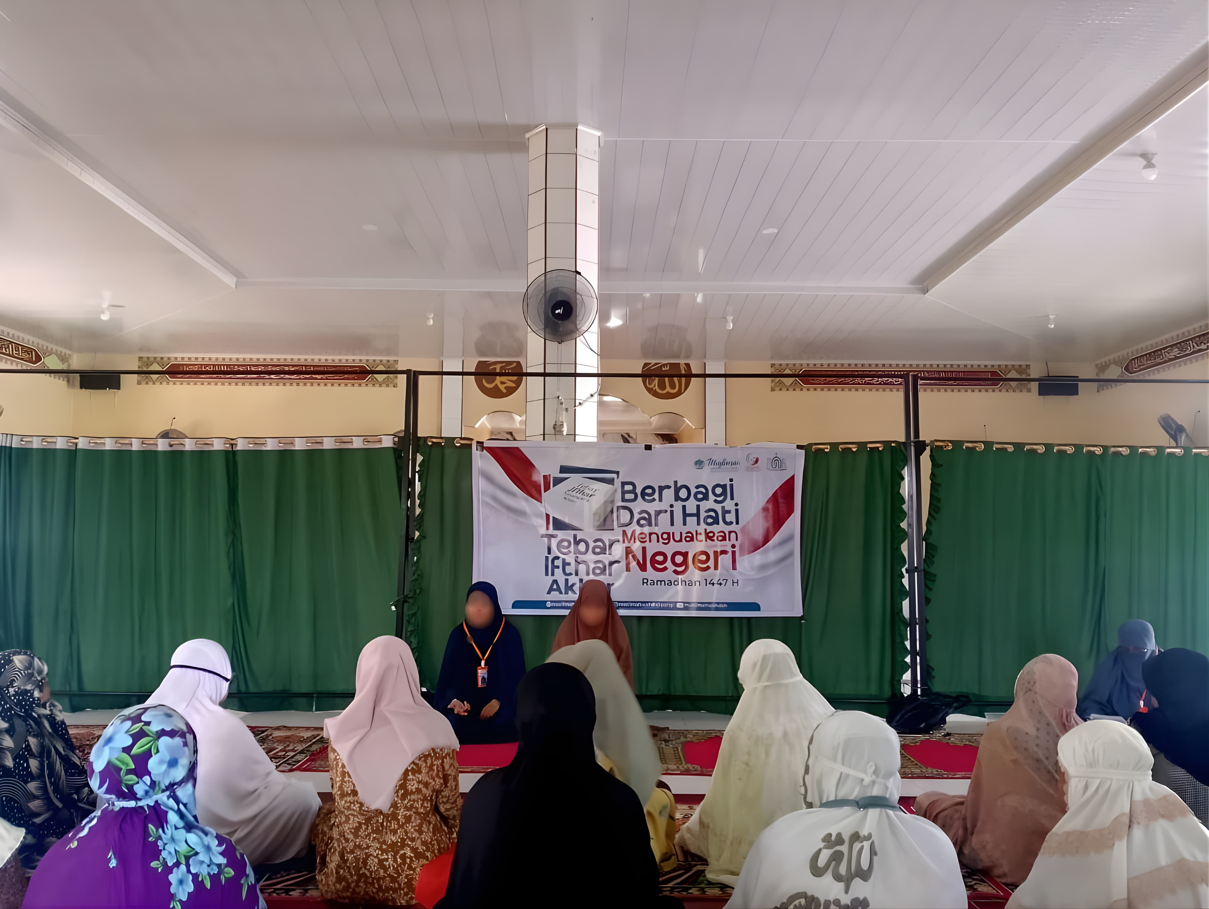 Tebar Iftar Akbar Hadirkan Kajian dan Edukasi Al-Qur’an bagi Muslimah Olaya