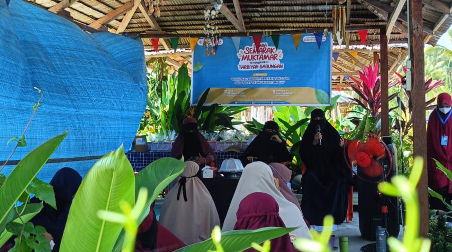 Semarak Muktamar dan Tarbiyah Gabungan Perkuat Ukhuwah Kader Muslimah Wahdah Parigi Moutong