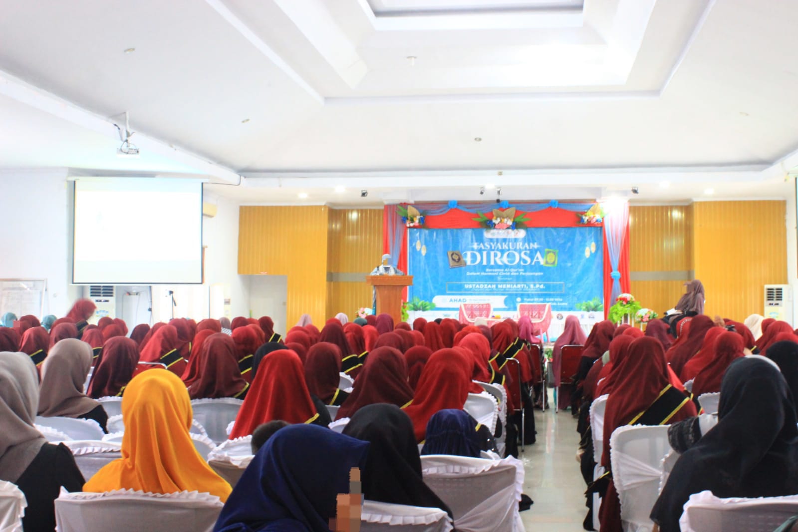 Gaungkan Harmoni Cinta dan Perjuangan Al-Qur’an: Muslimah Wahdah Islamiyah Luwu Gelar Tasyakuran Dirosa VI