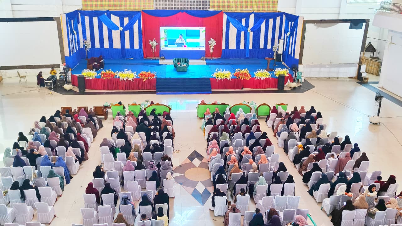 Salam Indonesia di Polewali Mandar Ajak Muslimah Bangun Keluarga Tangguh dan Peduli Lingkungan