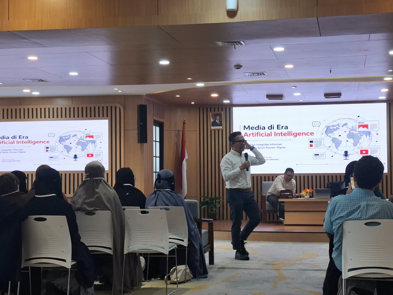 Jaga Integritas Informasi di Era AI, Upi Asmaradhana Berbagi Strategi di Mini Workshop Digital Talent Muslimah Wahdah