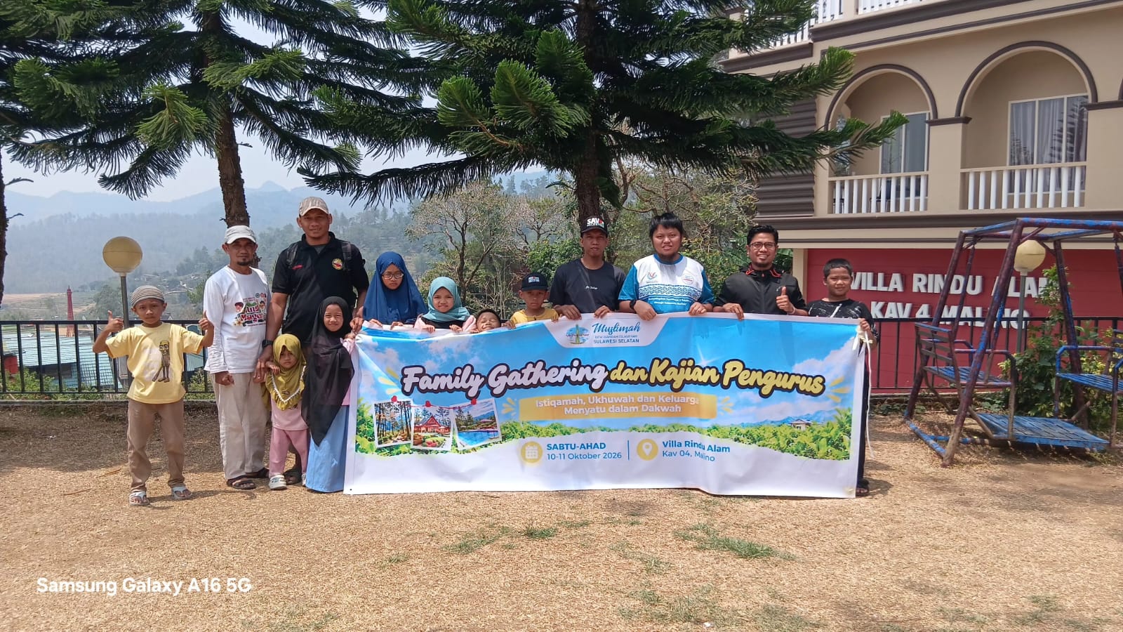 Bukan Wisata Hura-Hura, Family Gathering Muslimah Wahdah Sulsel Kental Nuansa Religi