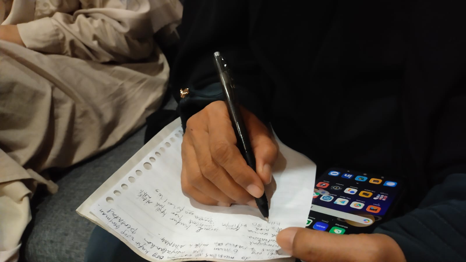 Layar Tak Menyala, Semangat Menuntut Ilmu Tetap Terjaga