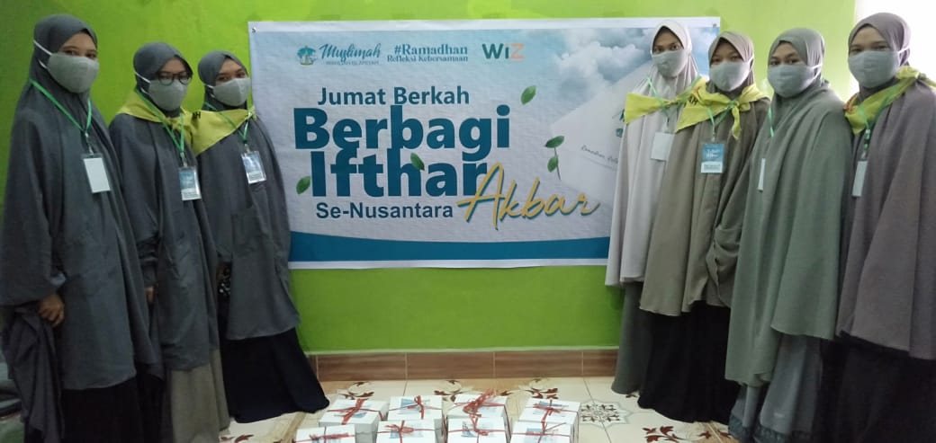 Berkah Ramadhan, Muslimah Wahdah Islamiyah Daerah Sinjai Berbagi Ifthar Tahap I