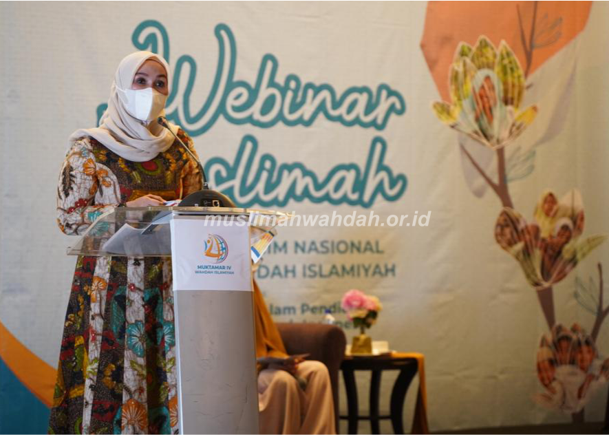 Di Webinar Muslimah Wahdah Islamiyah, Ketua DPRD Sulsel Dorong Kaum Perempuan Aktif Memperjuangkan Hak-haknya