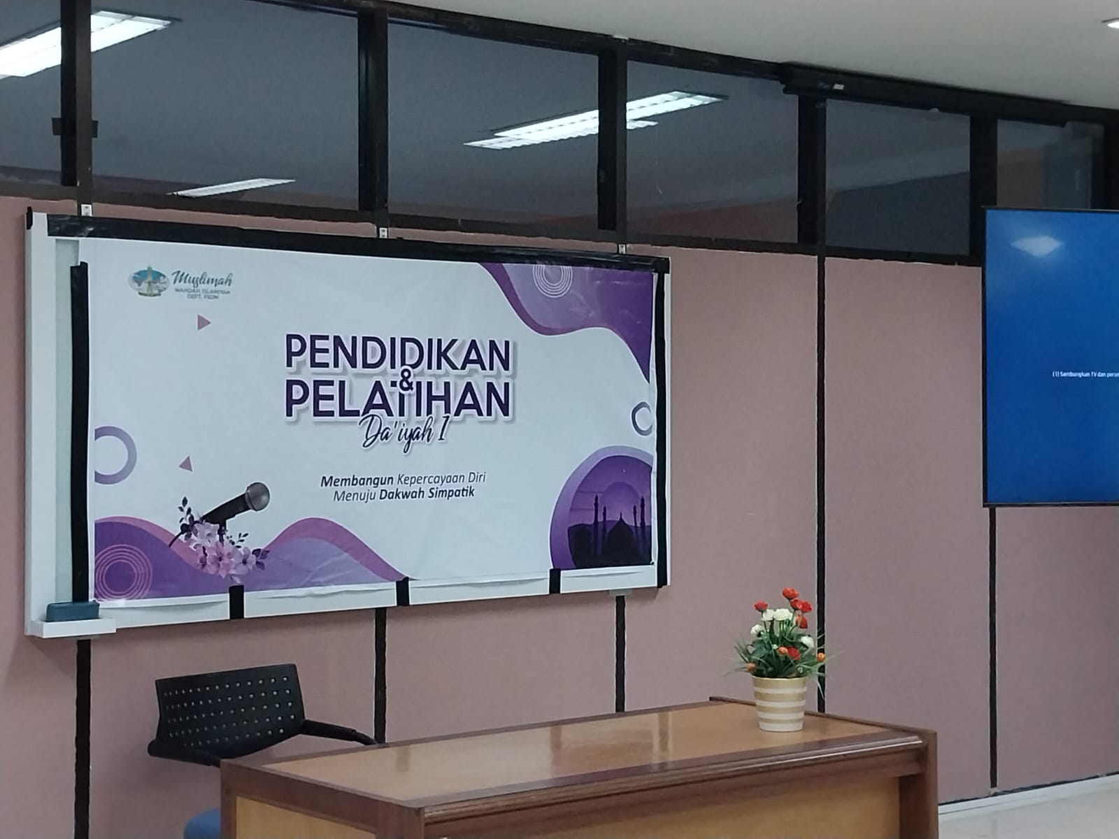 Cetak Da'iyah Profesional, Muslimah Wahdah Makassar Gelar Pelatihan Daiyah I